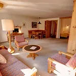 Chesa Munteratsch 1 1 2 Zimmewohnung 104 Typ D Apartman Silvaplana