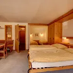 Chesa Munteratsch 1 1 2 Zimmewohnung 104 Typ D Silvaplana
