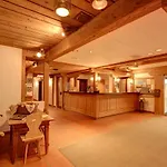 Chesa Munteratsch 1 1 2 Zimmewohnung 104 Typ D Apartman *