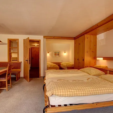 Chesa Munteratsch 1 1 2 Zimmewohnung 104 Typ D 실파플라나