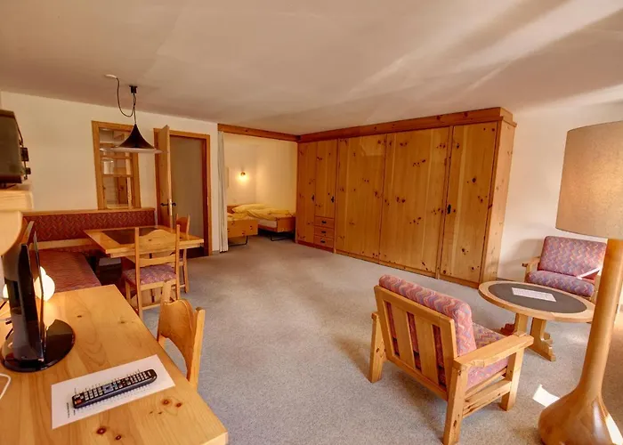 Chesa Munteratsch 1 1 2 Zimmewohnung 104 Typ D Apartman *