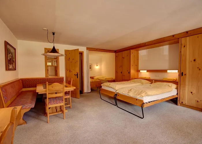 Chesa Munteratsch 1 1 2 Zimmewohnung 104 Typ D *