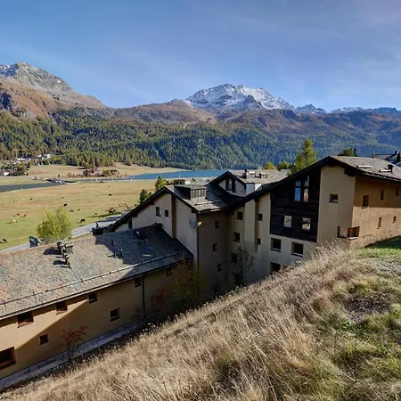 Апартаменты Chesa Munteratsch 1 1 2 Zimmewohnung 104 Typ D Сильваплана