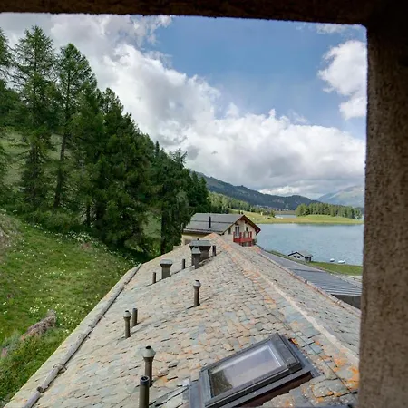 Chesa Munteratsch 1 1 2 Zimmewohnung 104 Typ D Апартаменты *